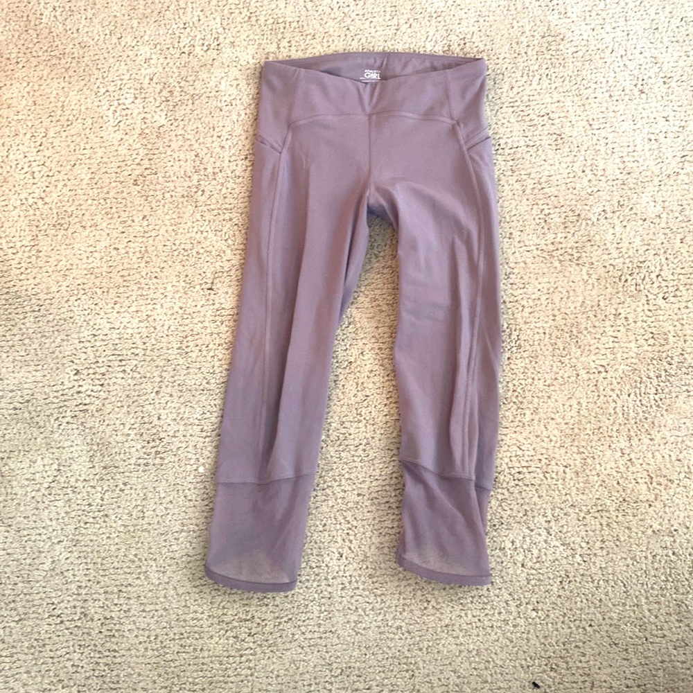 Athleta purple capri’s